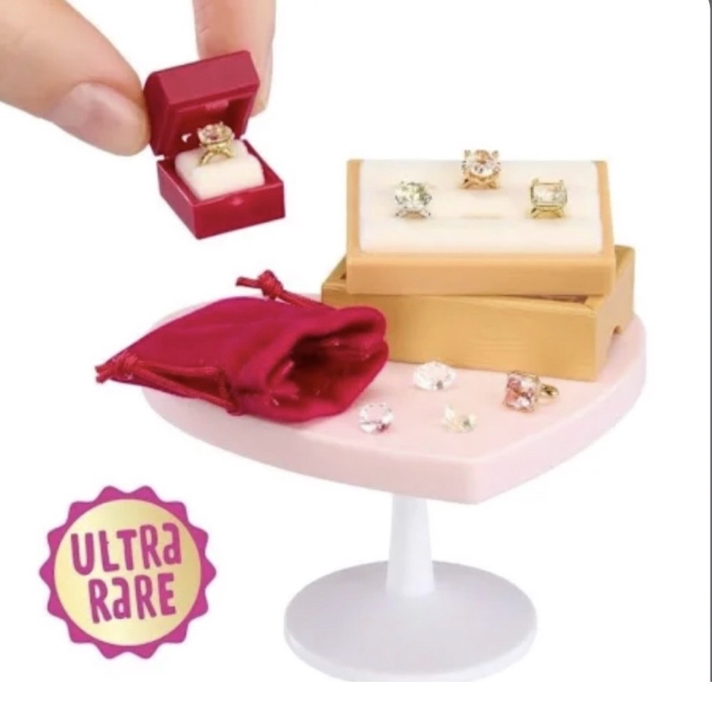 Jewelry Playset with Pink and Gold Accessories